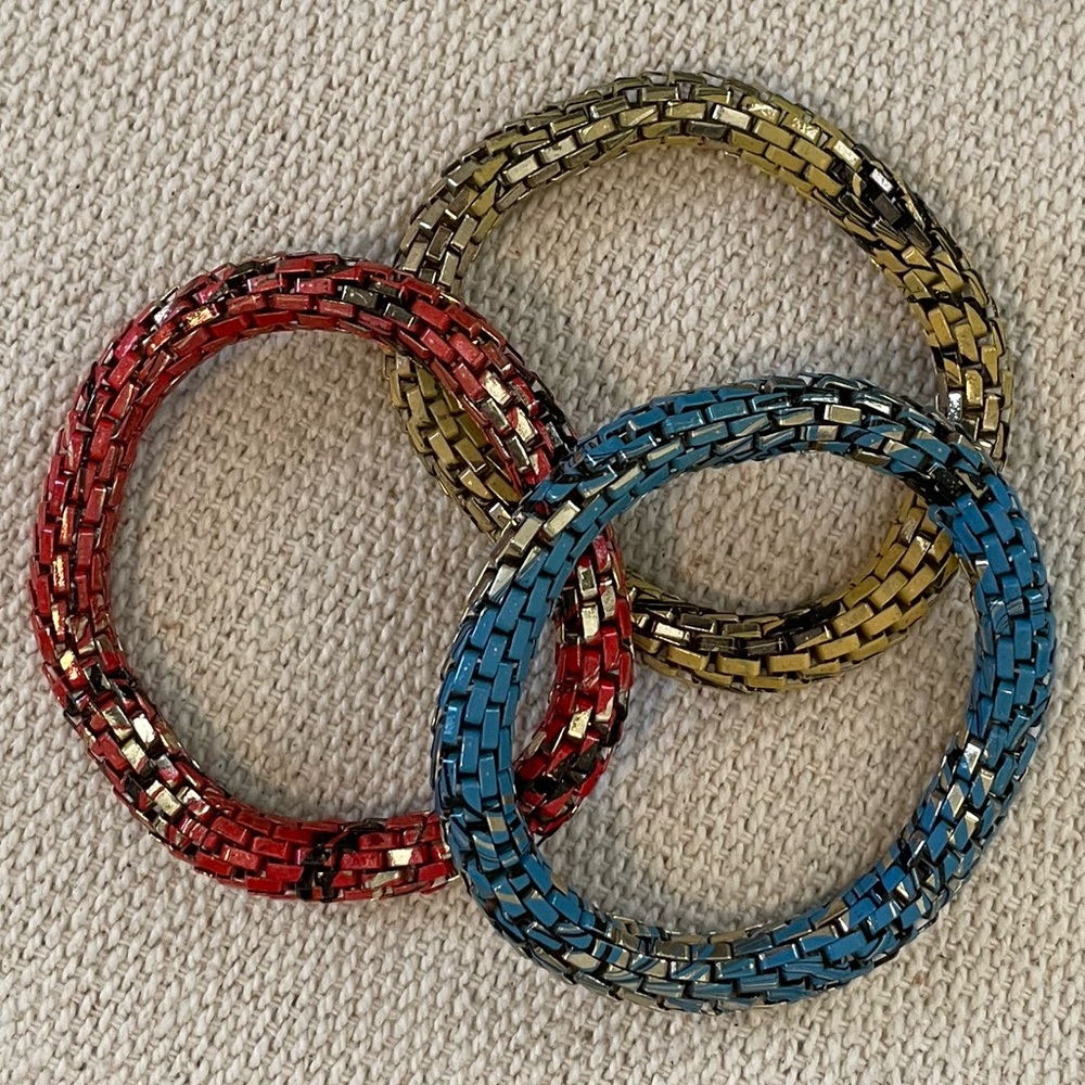 Distressed Red, Yellow & Blue Metal Elastic Stretch Bracelets